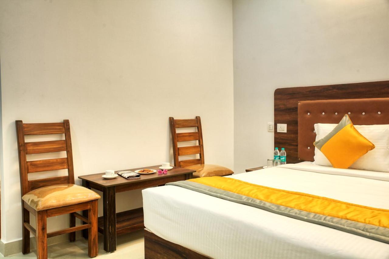 Visa Inn Transit Stay With Airport Transfer Bangalore Eksteriør billede
