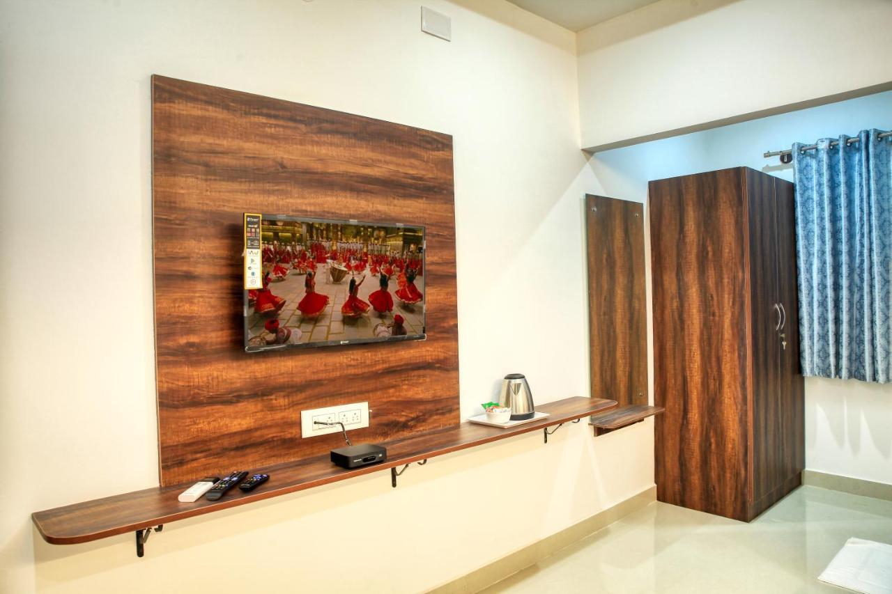 Visa Inn Transit Stay With Airport Transfer Bangalore Eksteriør billede